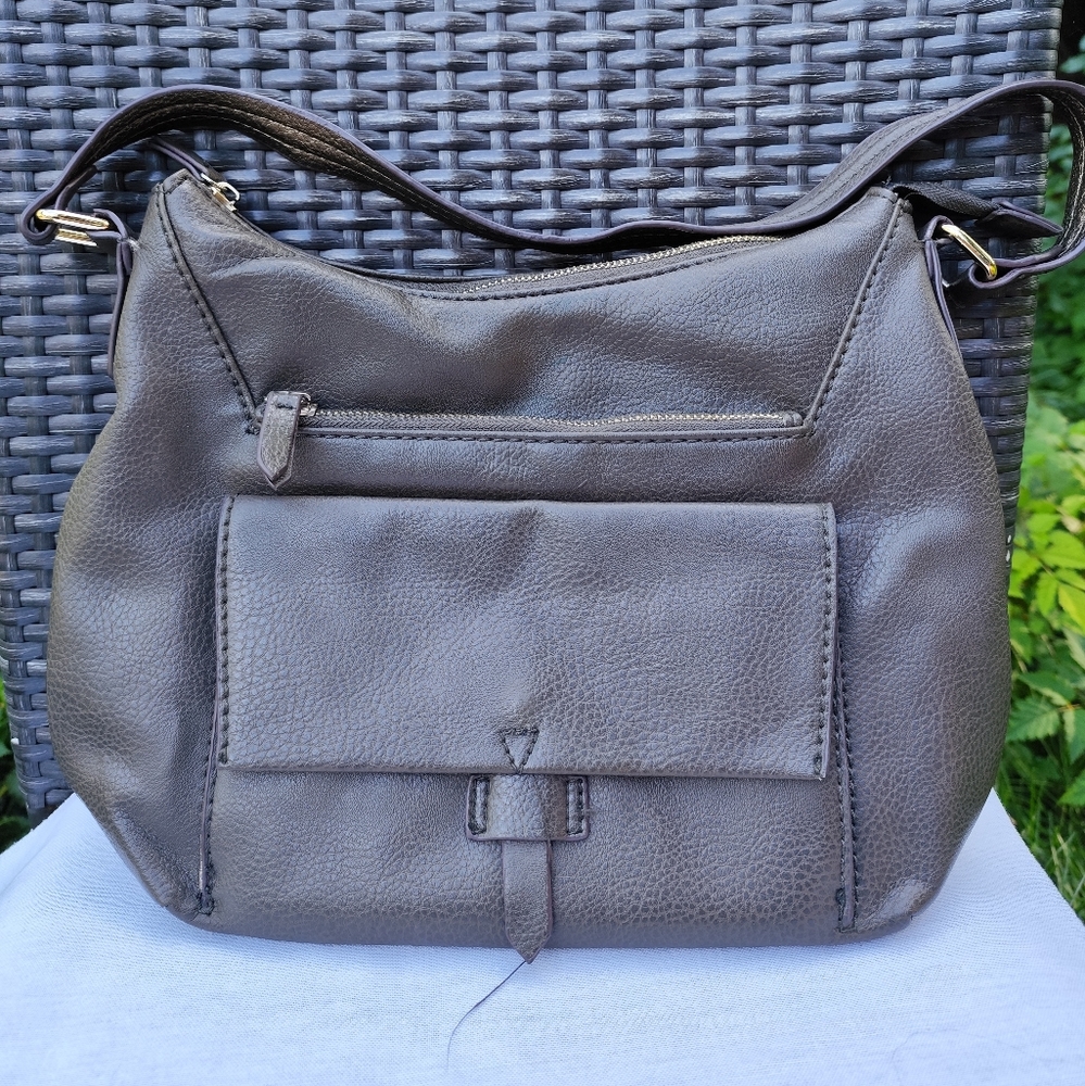 4/$50⭐️KGB STUDIO Gray Faux Leather Pebbled Shoulder Bag